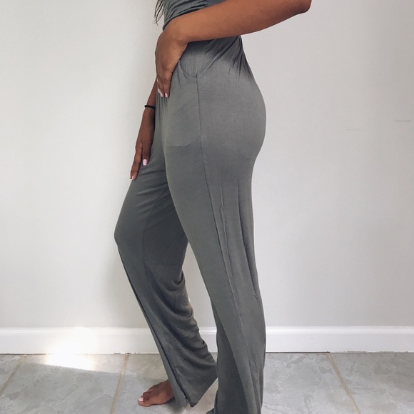 🆕 Genesis - Sage Green Tube Top Jumpsuit - Picture 4 of 6